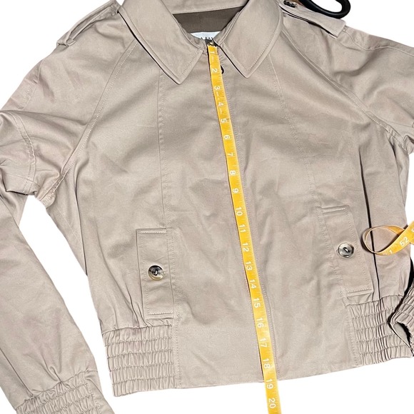 Zara Basic Cropped Bomber Jacket Womens Size Large Classic Lined Elastic Waist - Picture 8 of 11